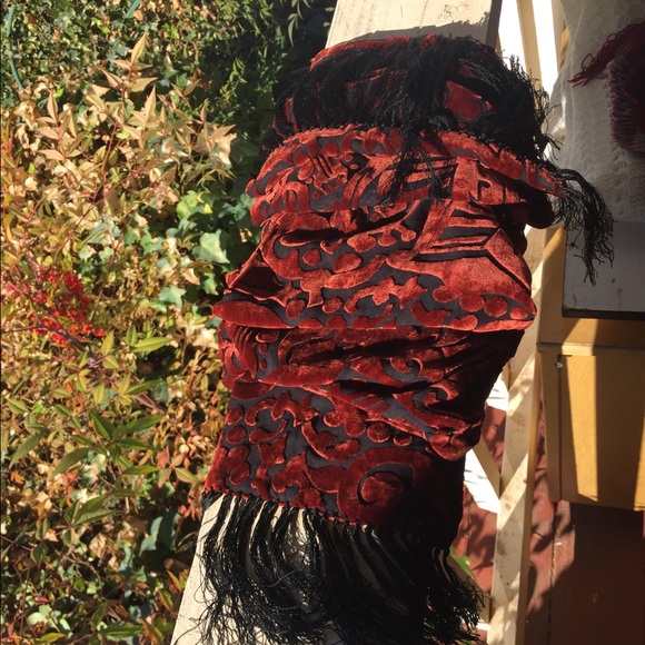 Burnt velvet burgundy and nylon scarf HP25 - Picture 4 of 5